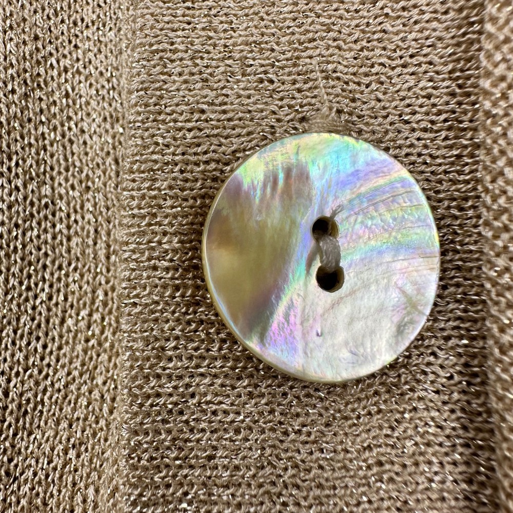 Chico's Gold Metallic Knit Cardigan V-Neck Button Front 3/4 Sleeve Size 2 Large - Picture 13 of 14